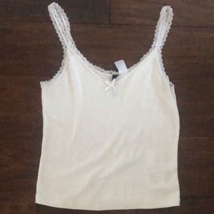 H&M Divided Lace Tank Top With Bow